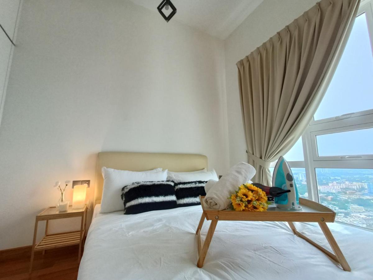 Tritower By Antlerzone Apartman Johor Bahru Kültér fotó
