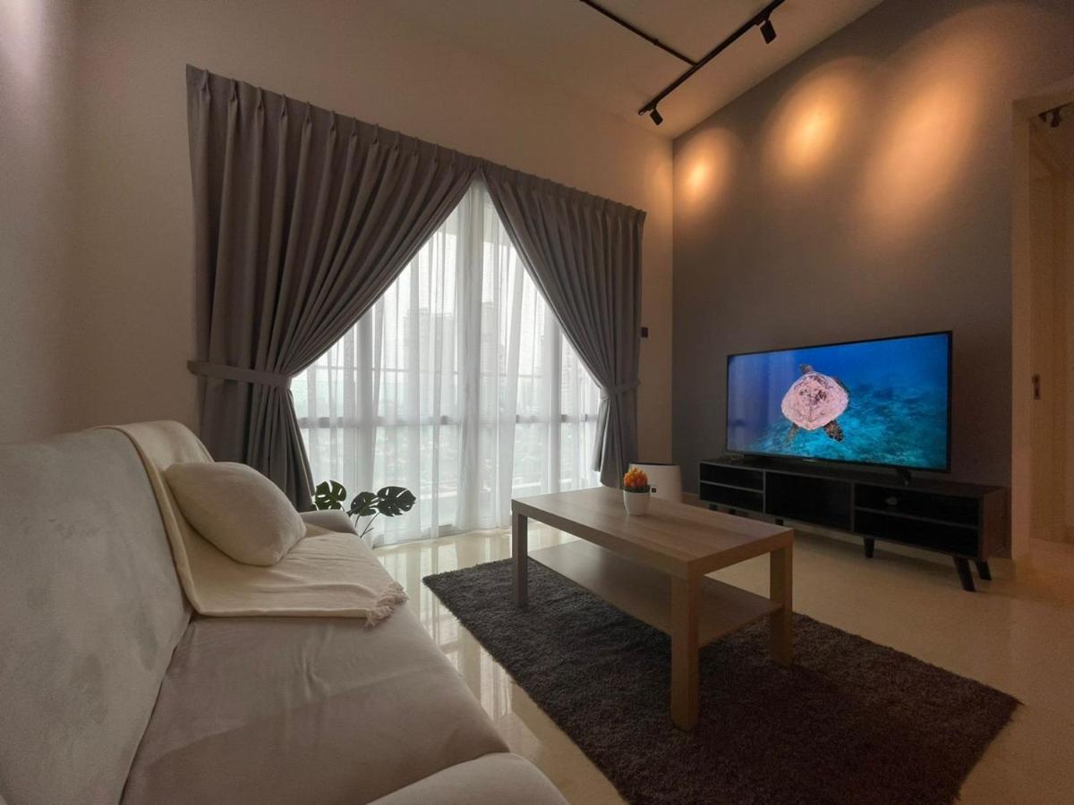Tritower By Antlerzone Apartman Johor Bahru Kültér fotó