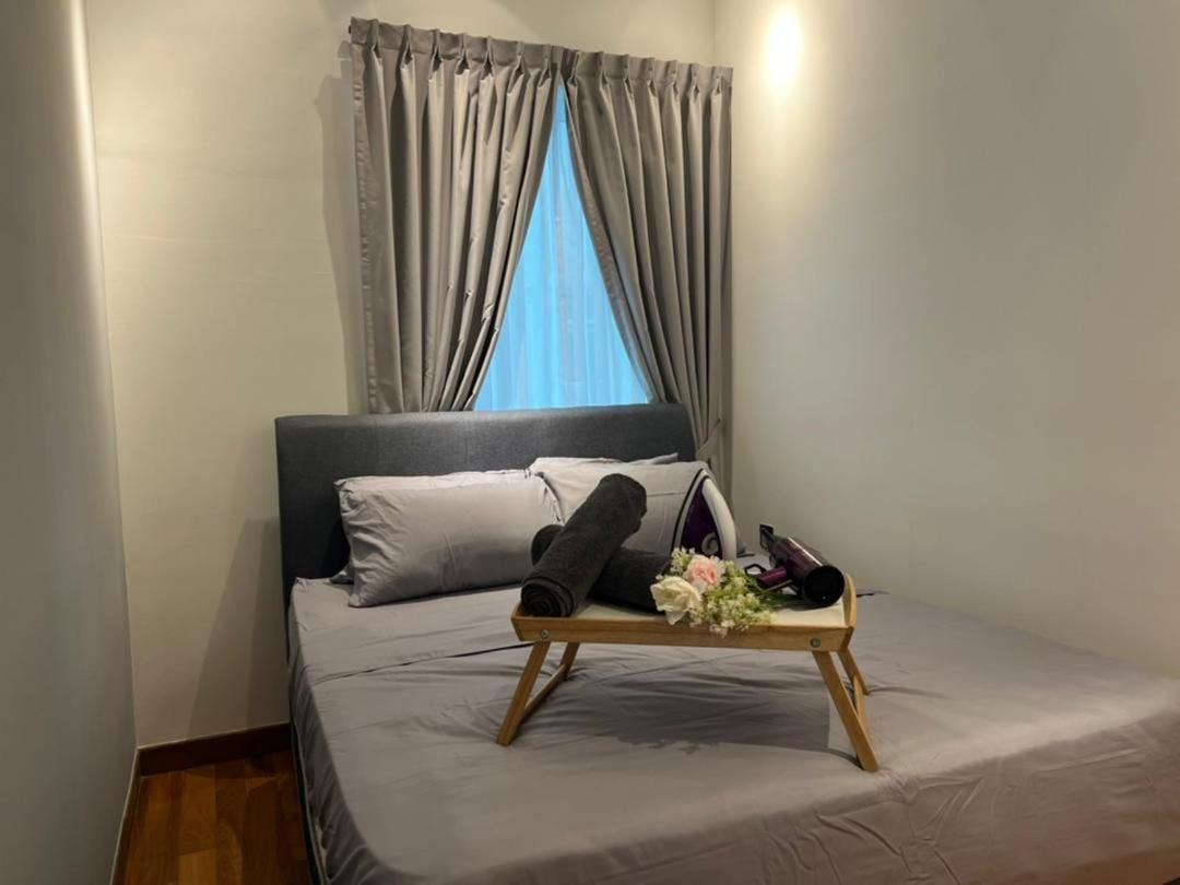 Tritower By Antlerzone Apartman Johor Bahru Kültér fotó