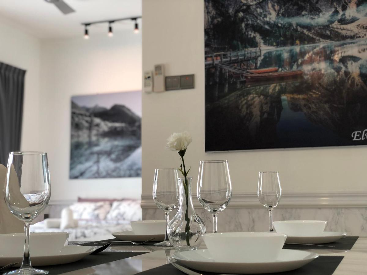 Tritower By Antlerzone Apartman Johor Bahru Kültér fotó
